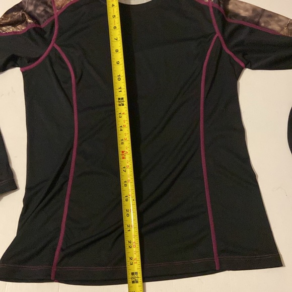 Gander Mountain Guide Series Base Layer Camo top - Picture 7 of 7